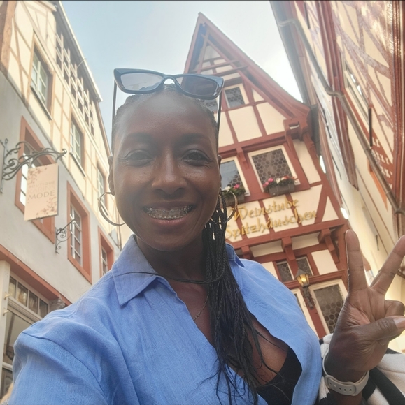 Meet your Posher, Your Homegirl Kia - Picture 7 of 7